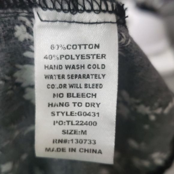 Umgee Black Floral Lace Up Tunic‎ Blouse Medium - Picture 8 of 10